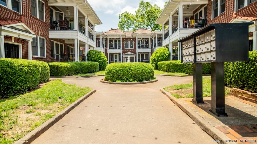 Investors scooped up a 1920sera apartment complex in Decatur. What do