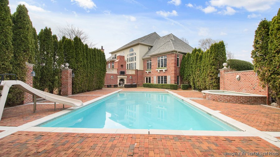 Go inside this Mequon mansion listed at 1.8 million Open House