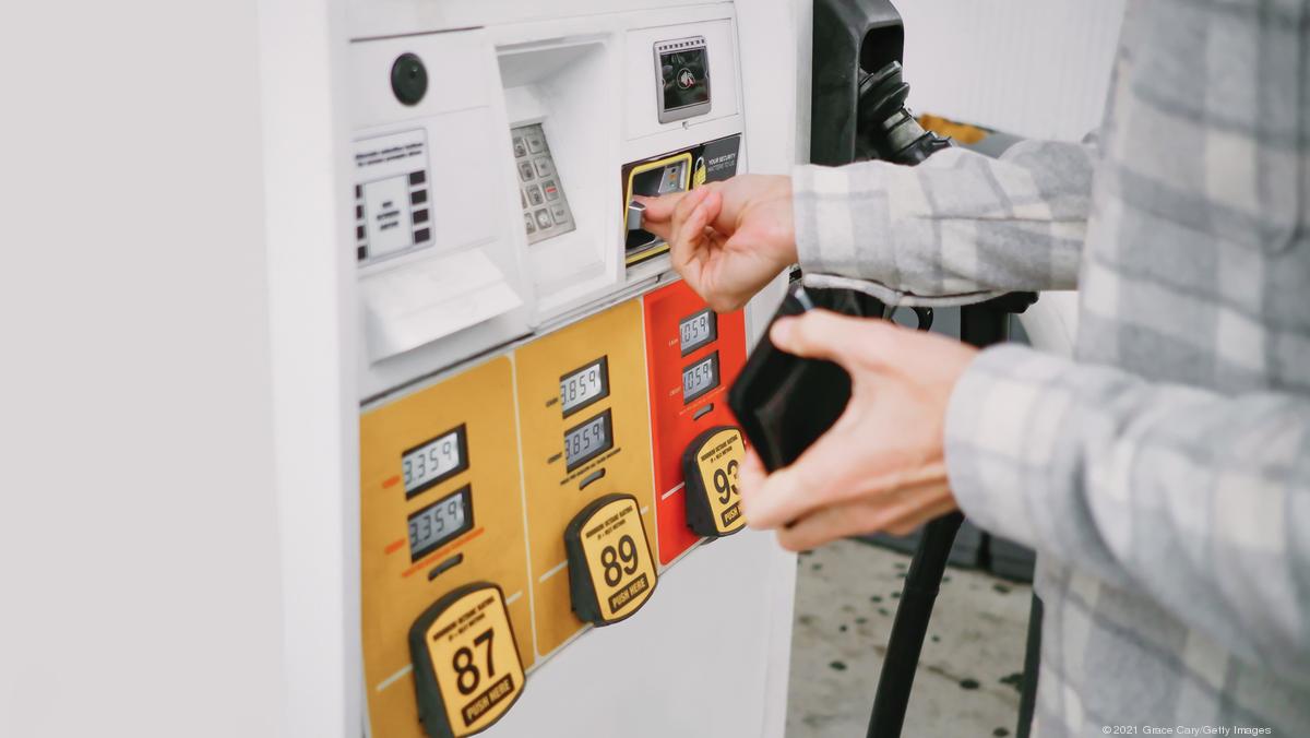 Missouri hits new record high for average gas price St. Louis