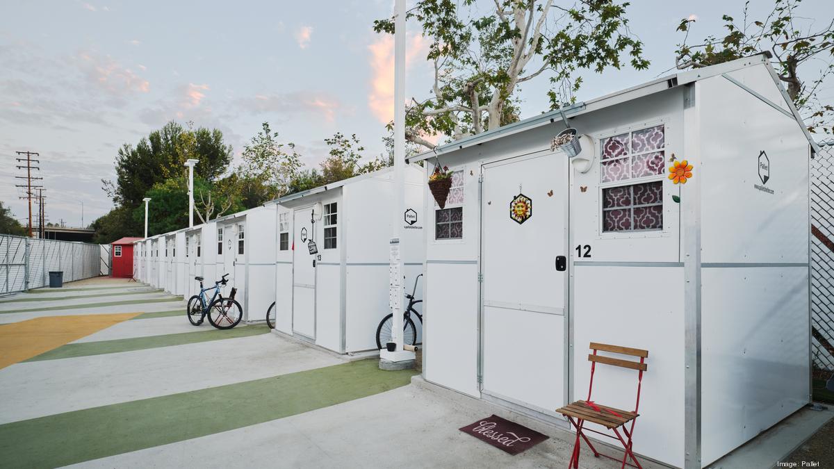 Albuquerque's Tiny Home Village offers path out of homelessness 