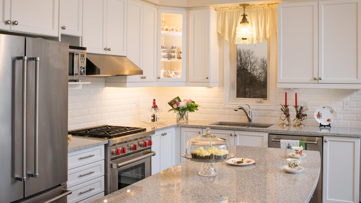 15 Staging Tips to Prepare Your Kitchen for a Home Sale - North of NYC