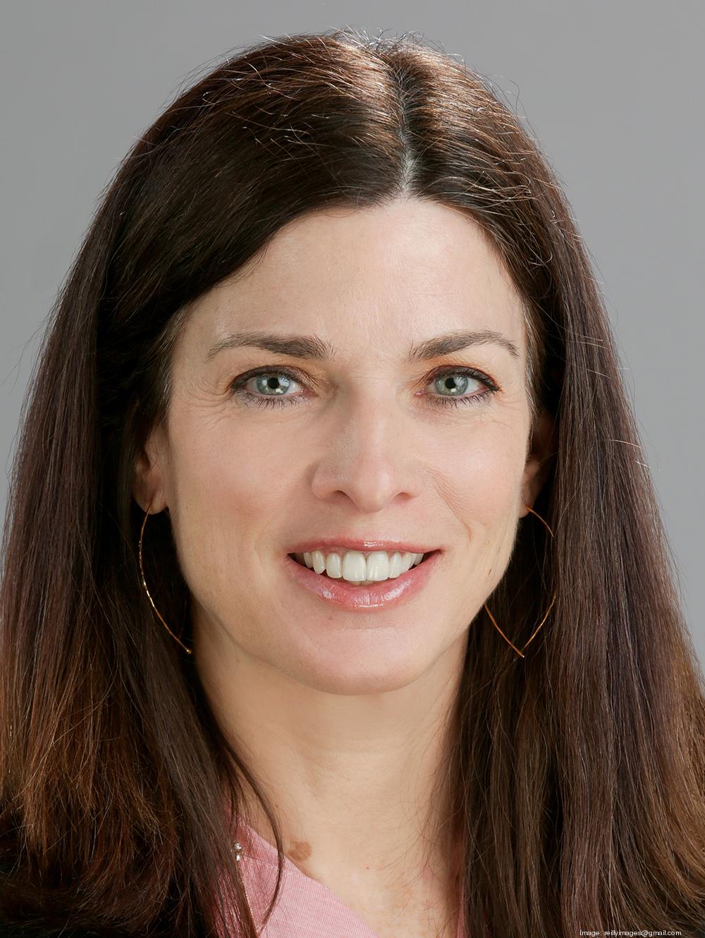 Erin Hines People on The Move Chicago Business Journal