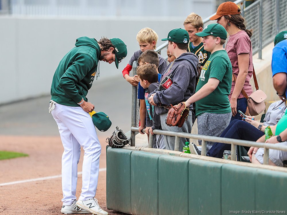 Baseball is back! Cactus League expects full crowds, significant