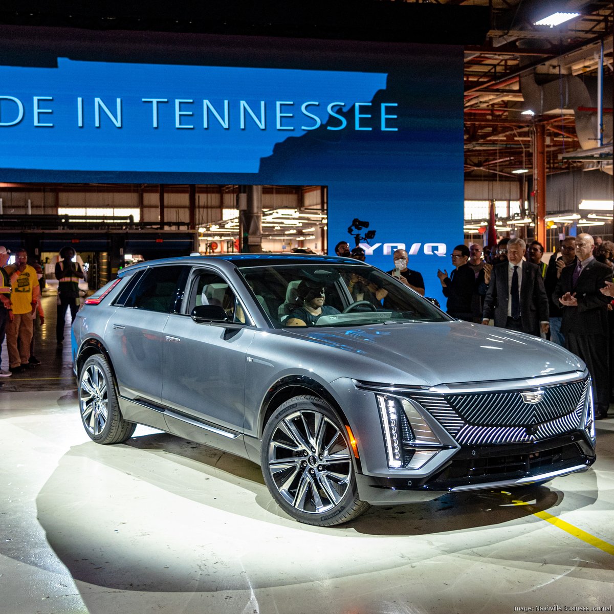 Gm on sale cadillac electric