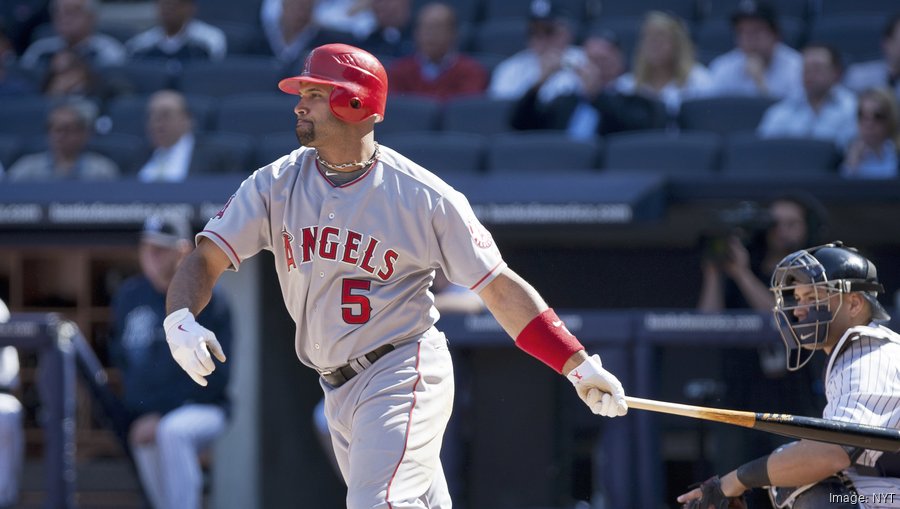 Albert Pujols Returns to St. Louis Cardinals - The New York Times