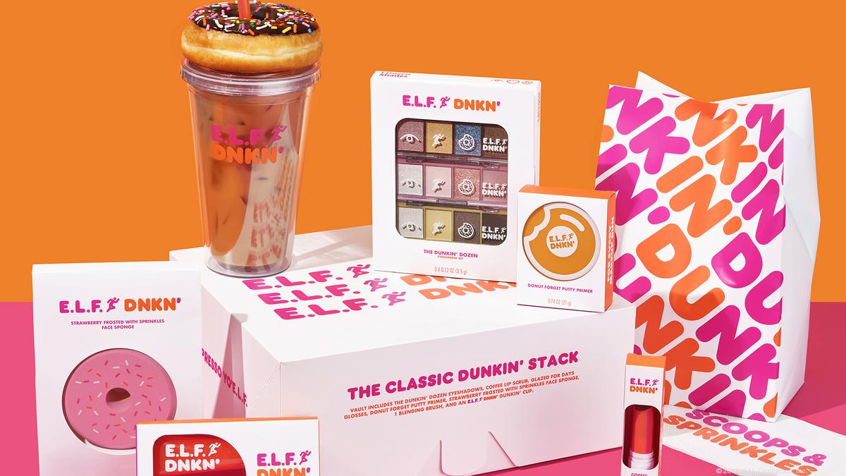 ELF popular x Dunkin Donuts Cosmetics Wake Up & Makeup Bag DNKN