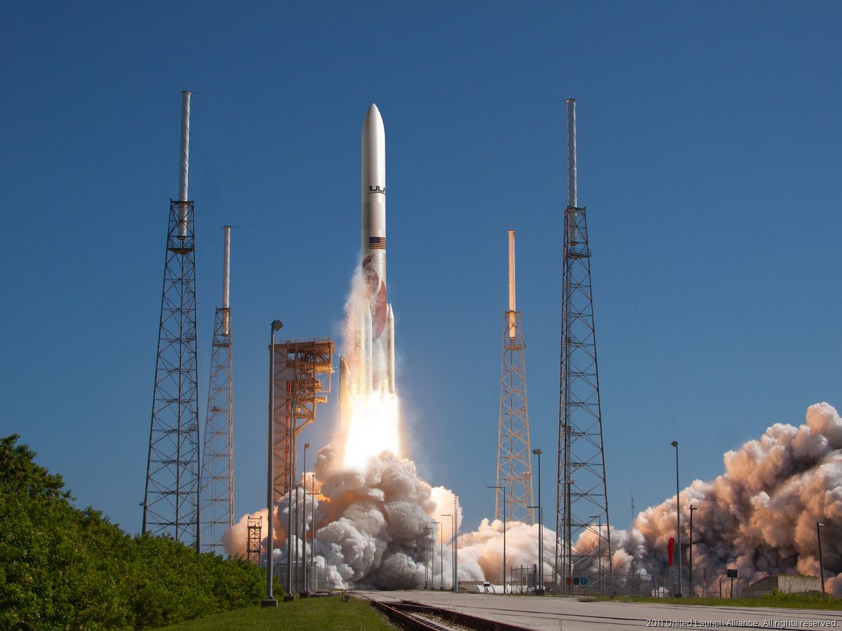 buys SpaceX rocket launches for Kuiper satellite internet project