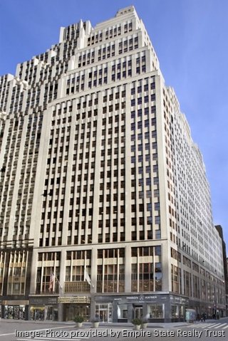 Signature Bank takes another floor at Midtown office tower - New York ...