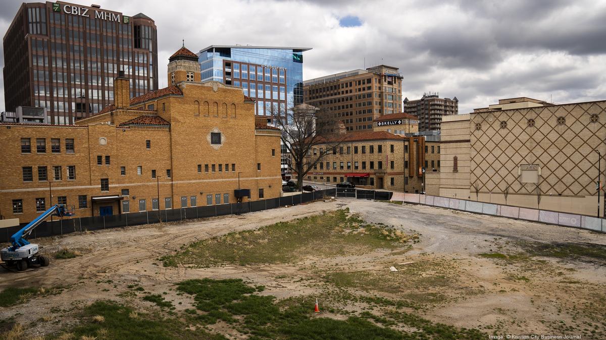 Country Club Plaza owner talks filling former Nordstrom site, creating retail 'villages'