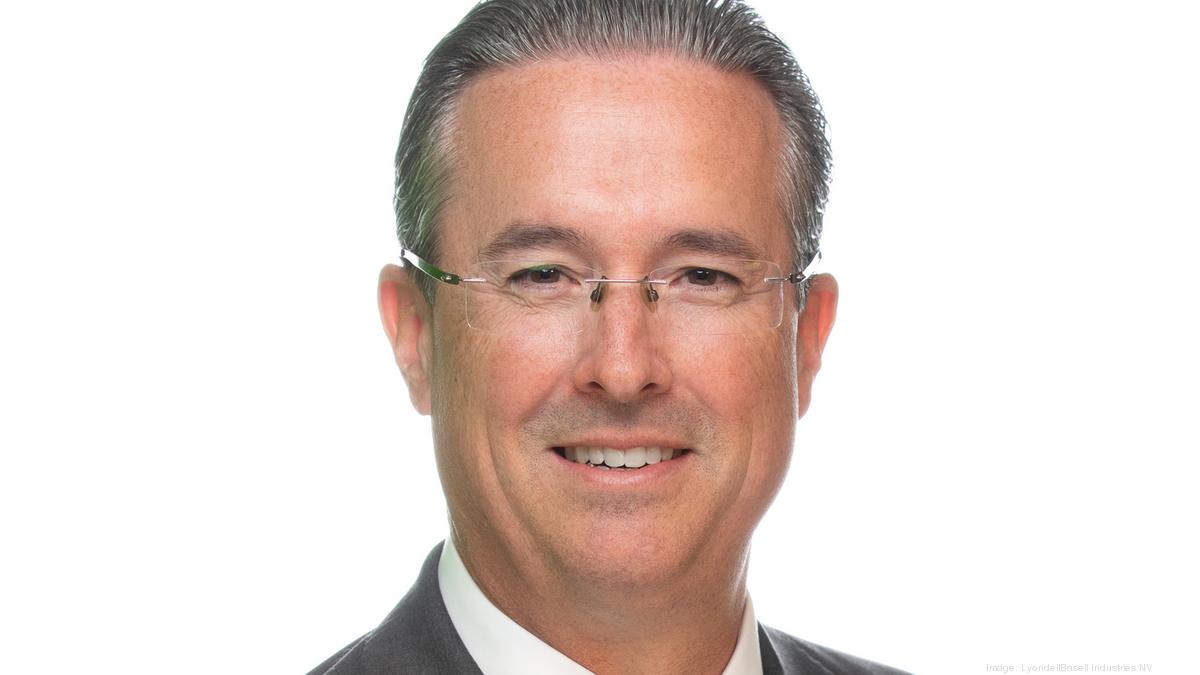 LyondellBasell Shuns volatile Business With Houston Refinery Closure 