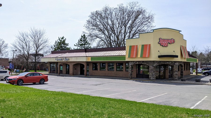 Building that houses Jimmy's Egg and Great Clips in Clifton Park sold