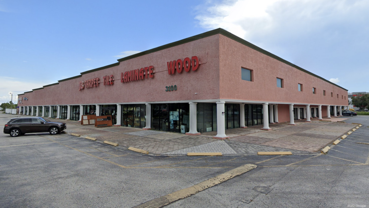 St. Pete strip mall sells for 12 million Tampa Bay Business Journal