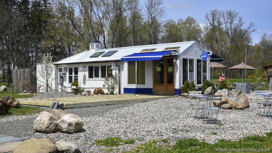 For Fun Pizza and Provisions at Forts Ferry Farm starts new season