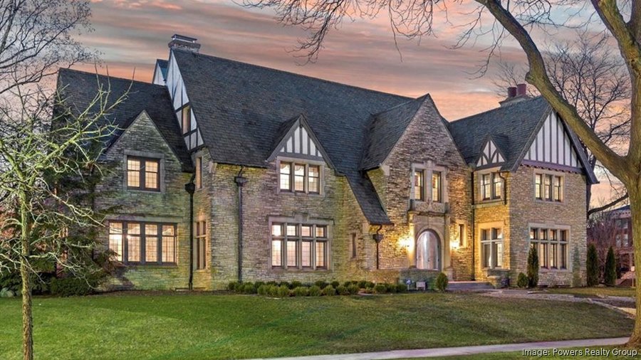 See lavish Lake Drive Milwaukee home listed at 1.99 million
