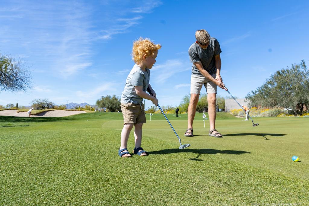 Bill Murray and His Brothers Venture Into Golf Wear - The New York