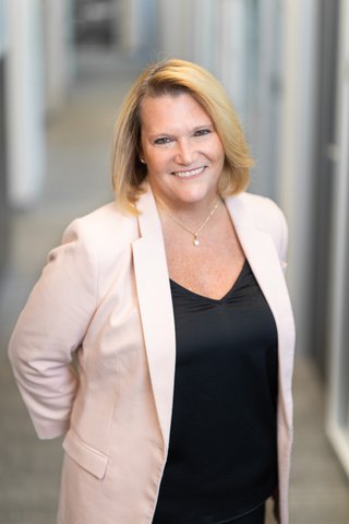 Table of Experts: Women in Finance - Minneapolis / St. Paul Business ...