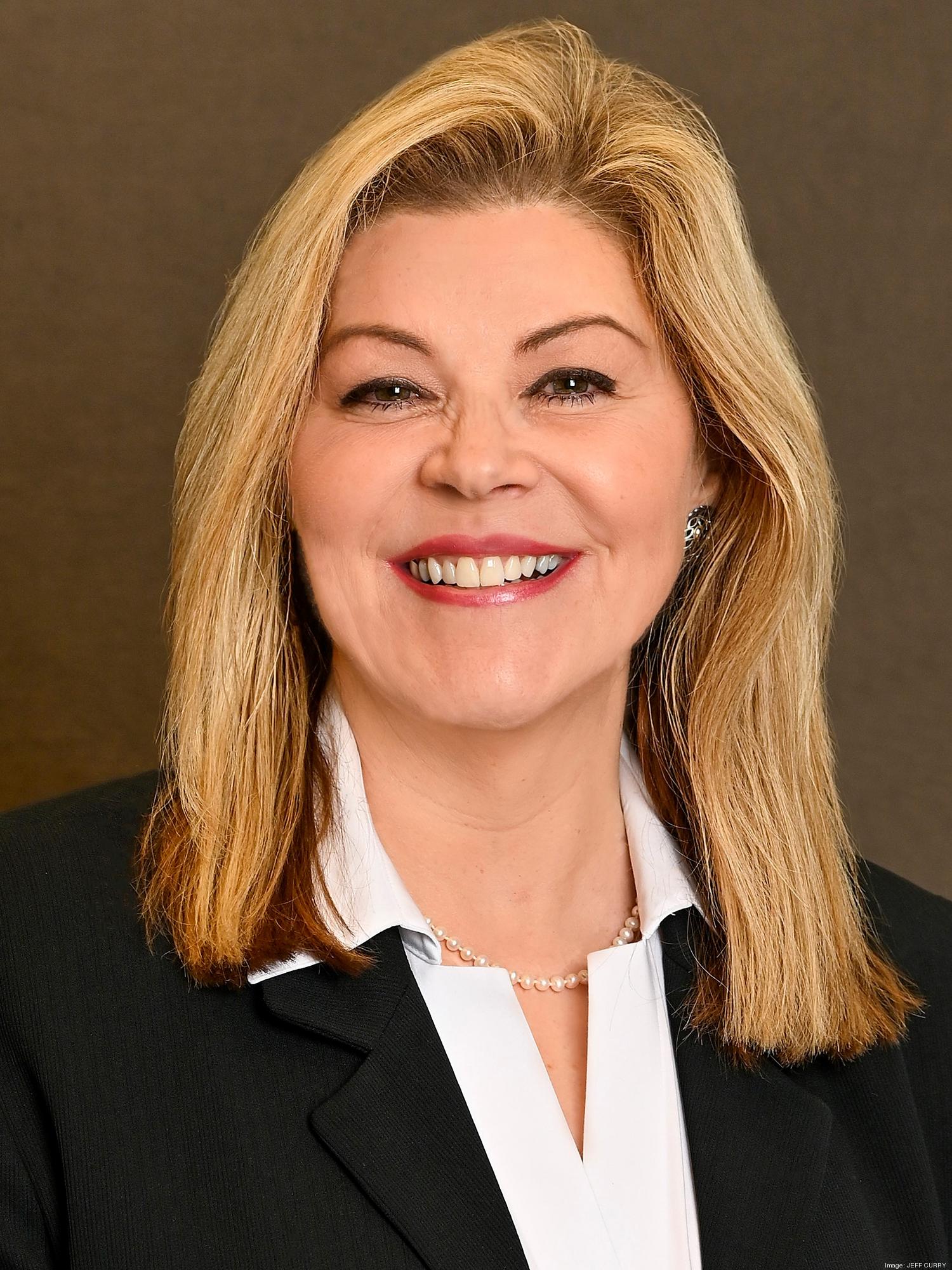 Shelly Parker Arnold People on The Move St. Louis Business Journal