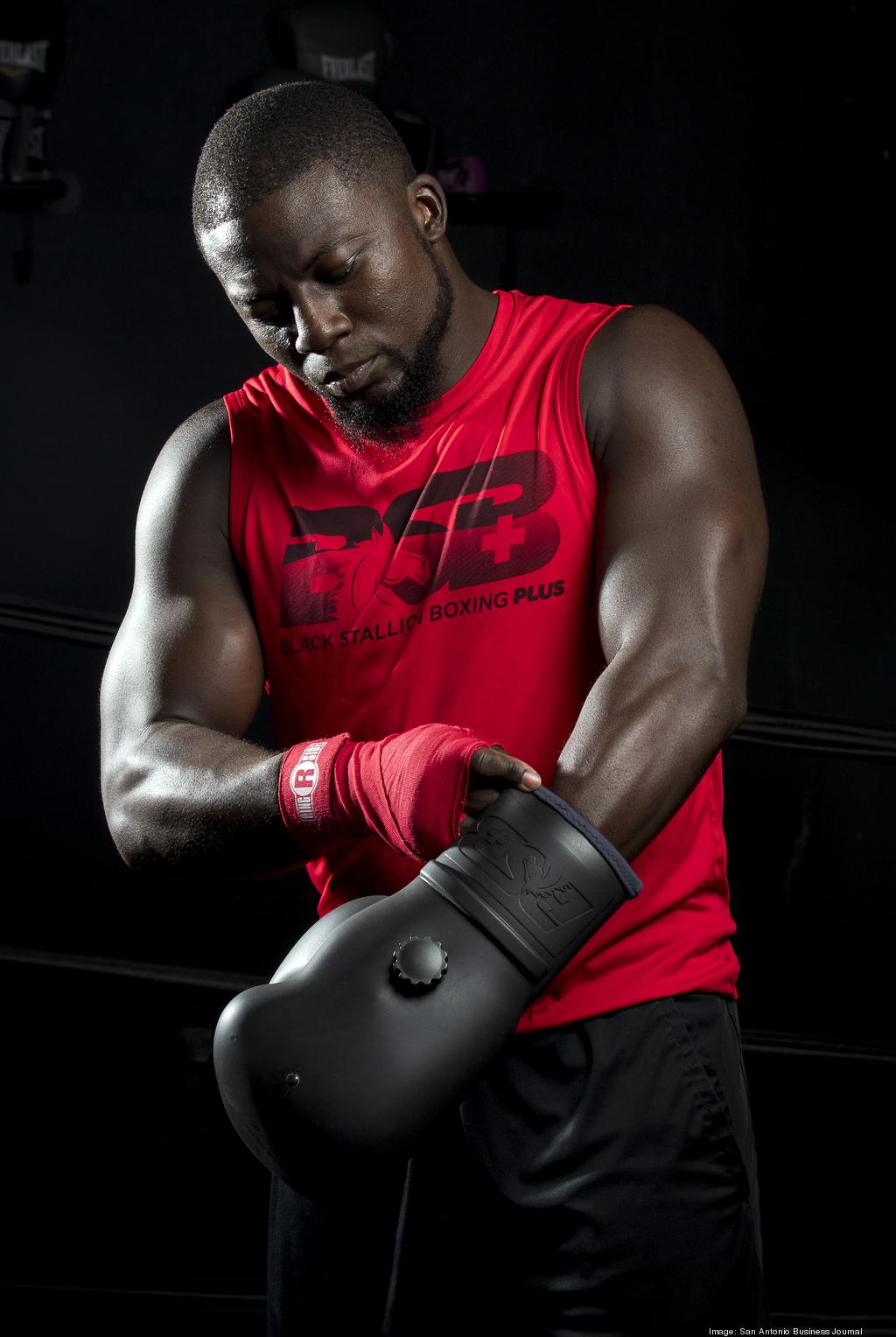 boxing glove fish tanked Local entrepreneur rolls out his 'Aqua Glove' on 'Shark Tank'