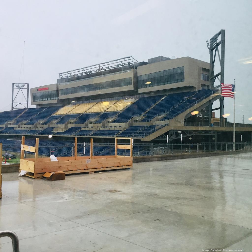 Canton's Hall of Fame Village holds ribbon cutting for largest inflatable  dome in the country 