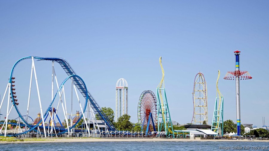 U.S. theme-park operators Cedar Fair, Six Flags to merge