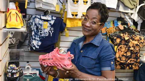 Children's clothing store Walk It Out opens on Grand Avenue in St. Paul ...
