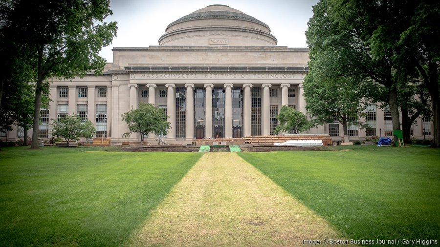 Taking an MIT approach to a return to campus