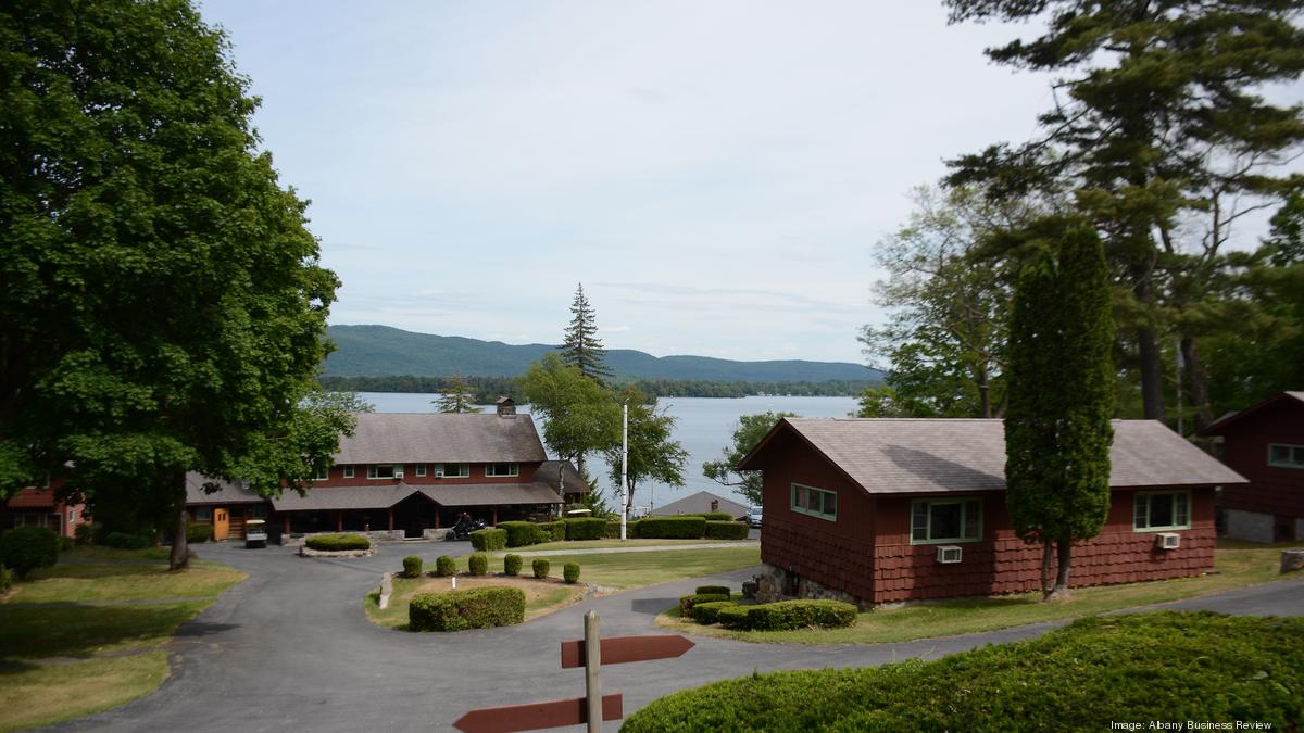 Canoe Island Lodge resort on Lake and island sold for 10.7
