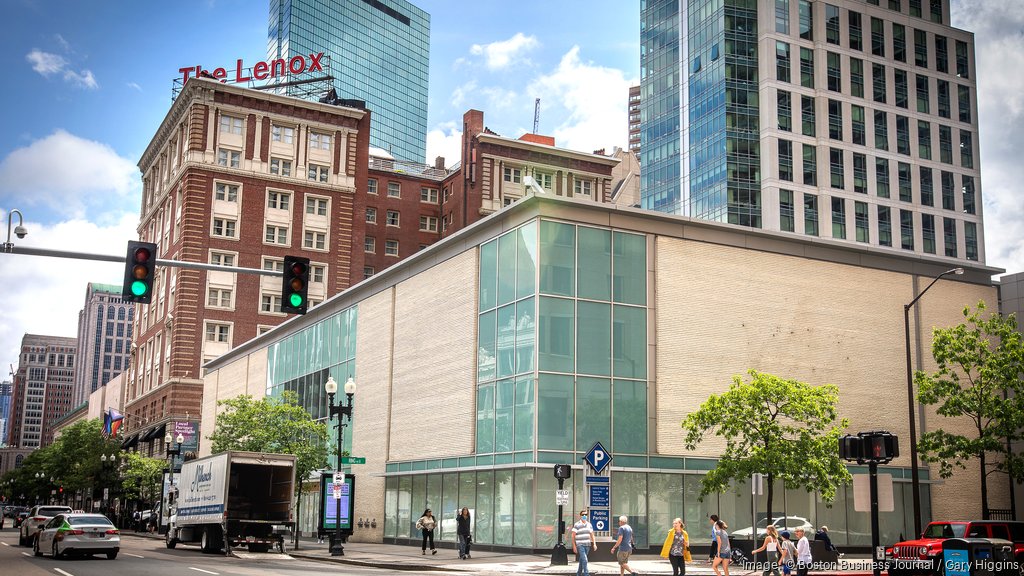 Neiman Marcus sues Copley Place owner Simon Property Group for $50