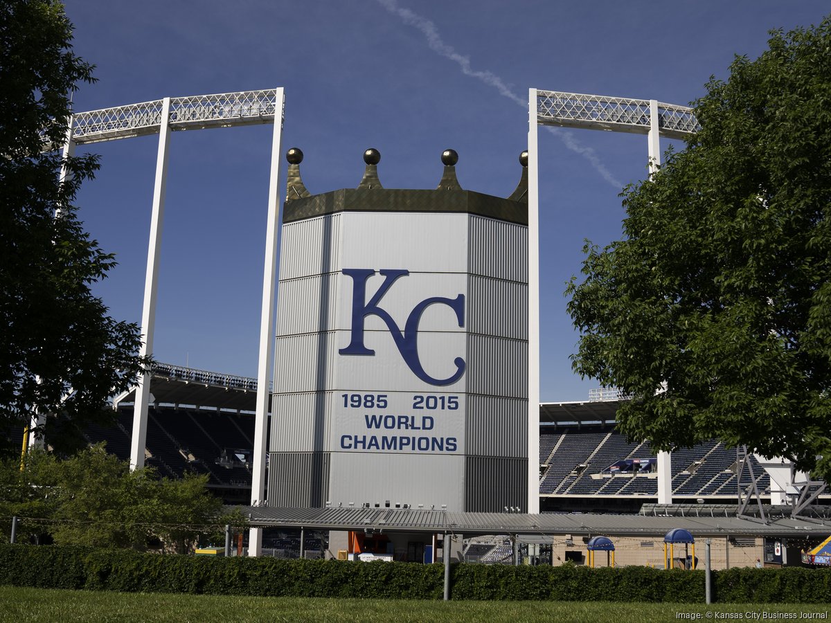 Kansas City Royals push back the decision on a new stadium site