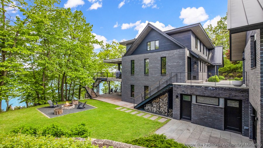 Hartland lake house sold for 7M in priciest Milwaukeearea home sale of 2022 Slideshow