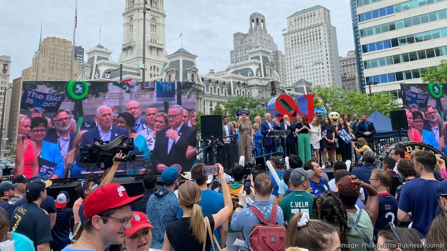 World Cup 2026: Philadelphia brand includes Lincoln Financial Field  Christian Pulisic banner