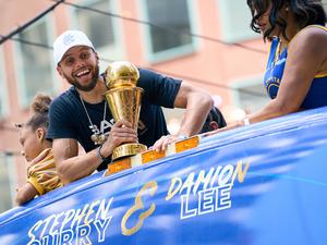 Golden State Warriors - 2022 parade - Steph Curry