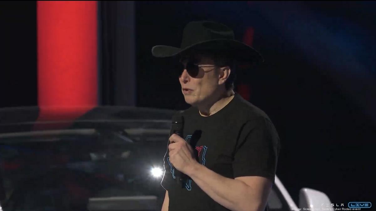 Elon Musk signals he's committed to Tesla with $1B stock purchase