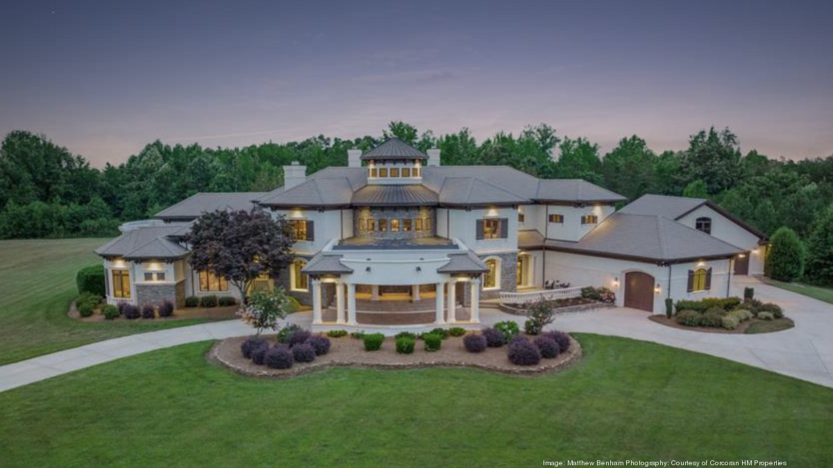 photos-nascar-drives-lake-norman-s-luxury-home-market-triangle