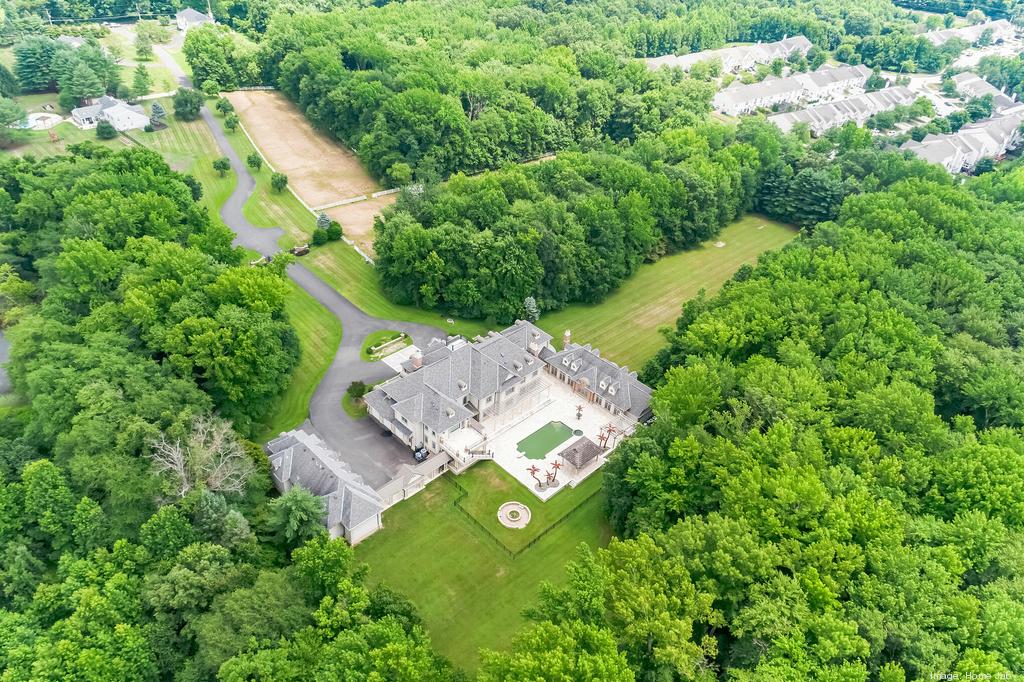 PHOTOS: Jon Runyan's $5.8 million NJ home for sale - 6abc Philadelphia