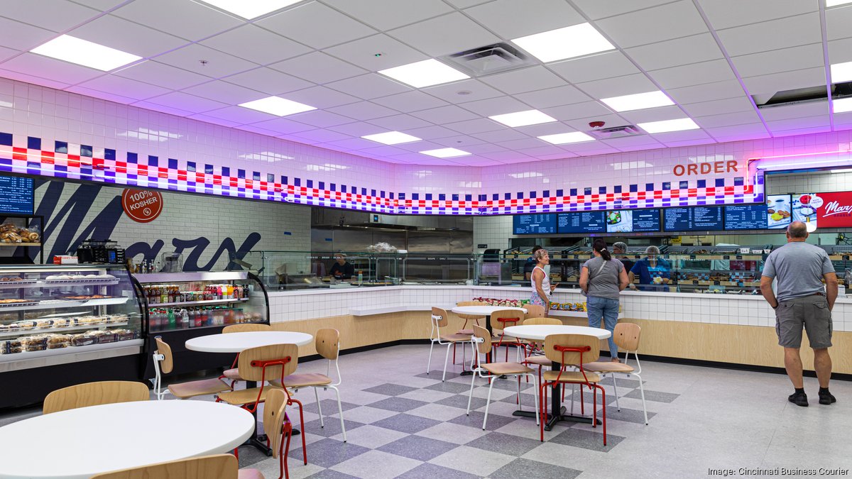 New owner YY Davis overhauls Marx Hot Bagels in Blue Ash all the