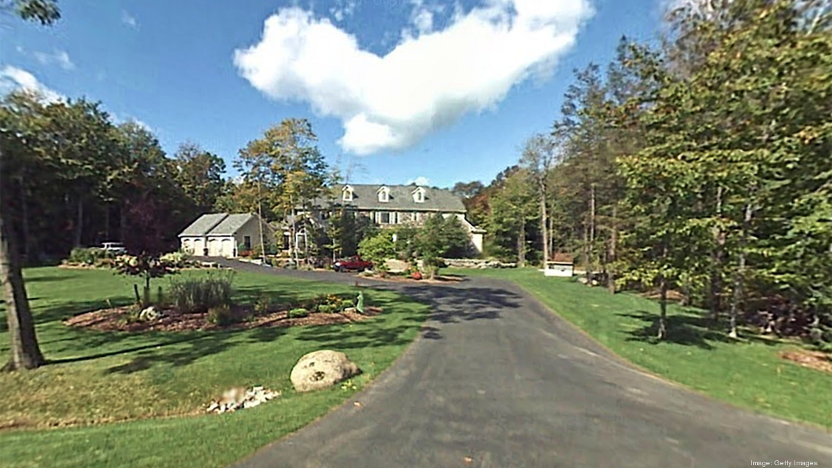 Orchard Park house on Woodcrest Drive sells for 2 million Buffalo