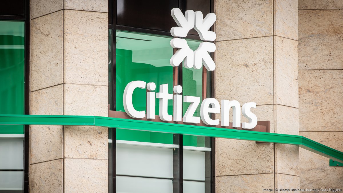 Retail shuffle: Citizens snags former Apple Store space for new standalone location