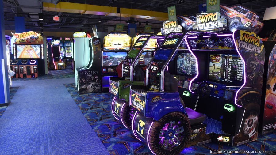 Photos: Round1 Bowling & Amusement in Roseville Galleria Photos: Round1 Bowling & Amusement in Roseville Galleria