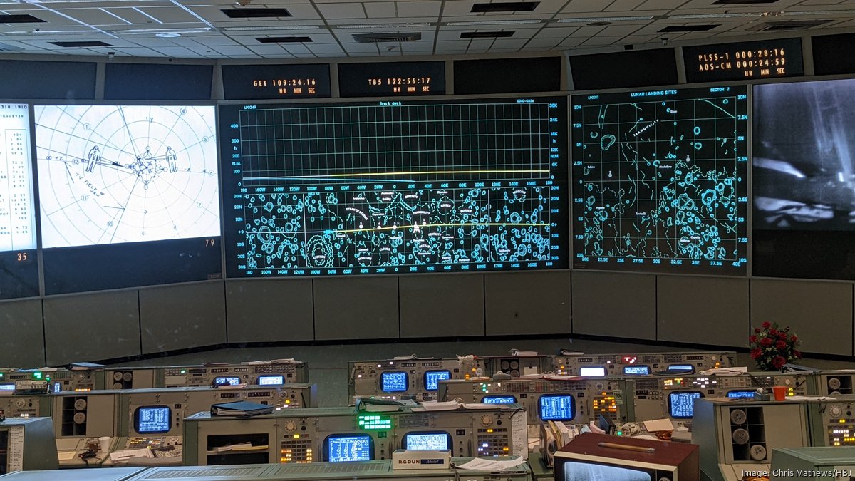 Intuitive Machines Racer Intuitive Machines Unveils Moon RACER Lunar Rover Ahead of NASA's ...