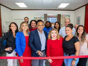 Ribbon Cutting CashRepublic branch on Simpson Road