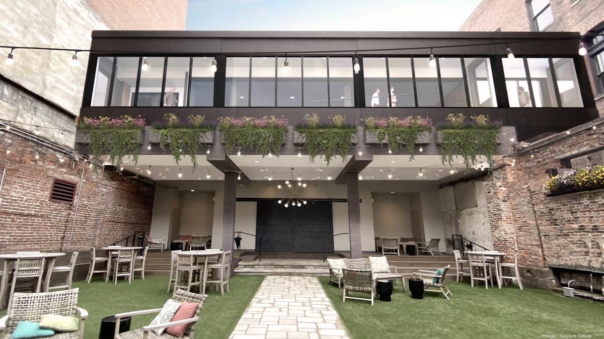 connectorcourtyard*1200xx3917-2203-0-377