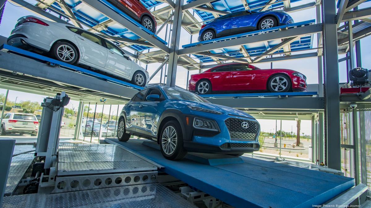 Carvana's Columbus vending machine site in contract to unanamed buyer