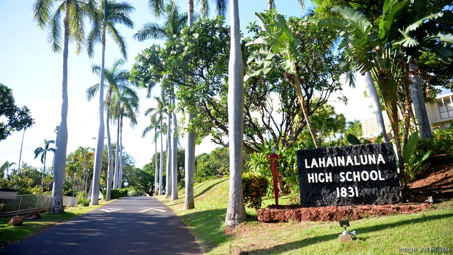 Lahainaluna High School Foundation awards 153K in scholarships