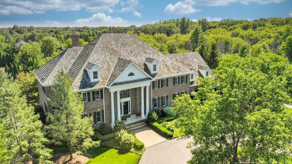 See 1.79M estate with tennis court in Mequon's horse country Open House Milwaukee Business