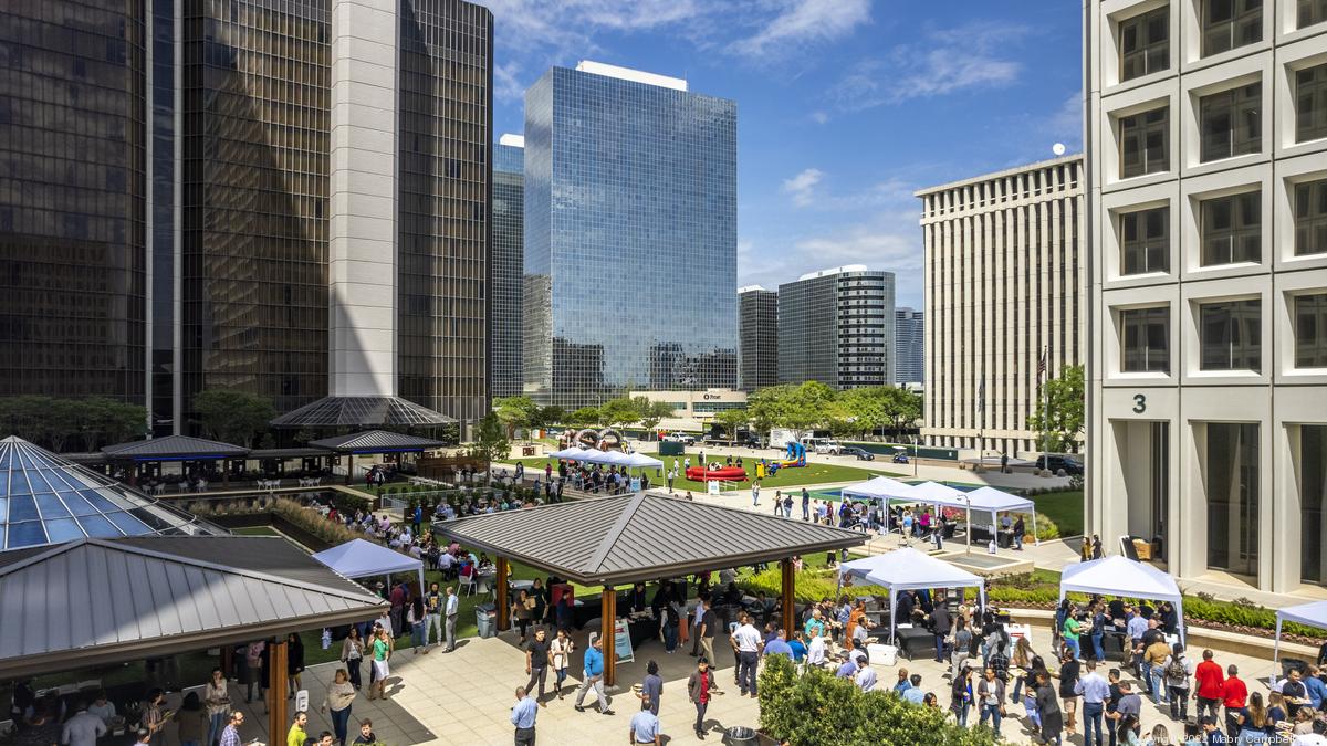 Invesco extends lease in Houston's Greenway Plaza Houston Business