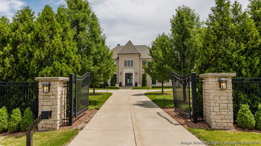 Peek inside newly listed 3.6M lakeside home in Fox Point Open House