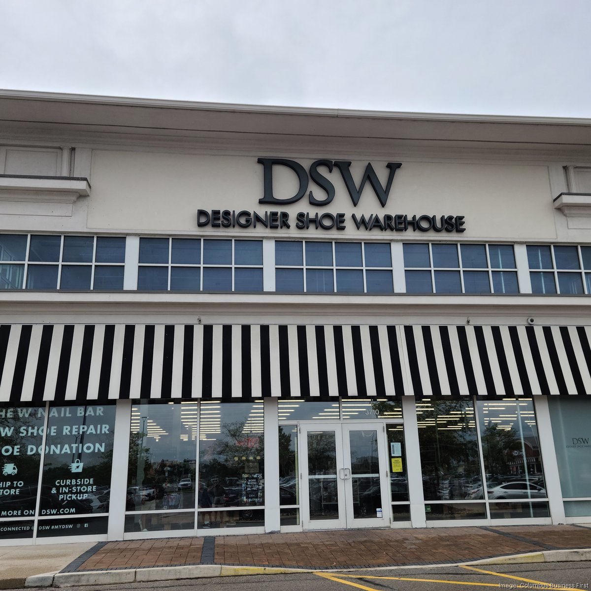 DSW parent company Q1 sales climb; tops Street