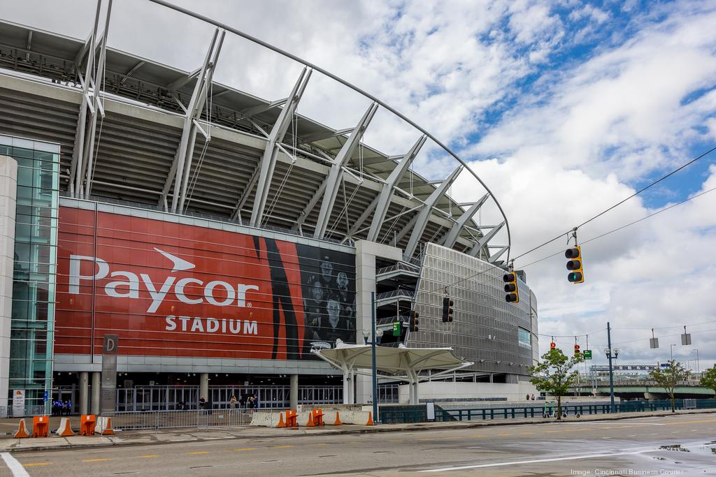 Steelers unveil new Acrisure Stadium signs to replace old Heinz