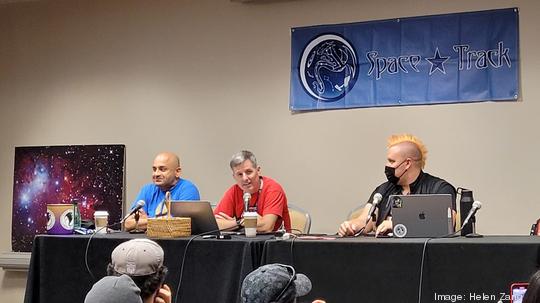 Dragon Con panelists on small satellite markets